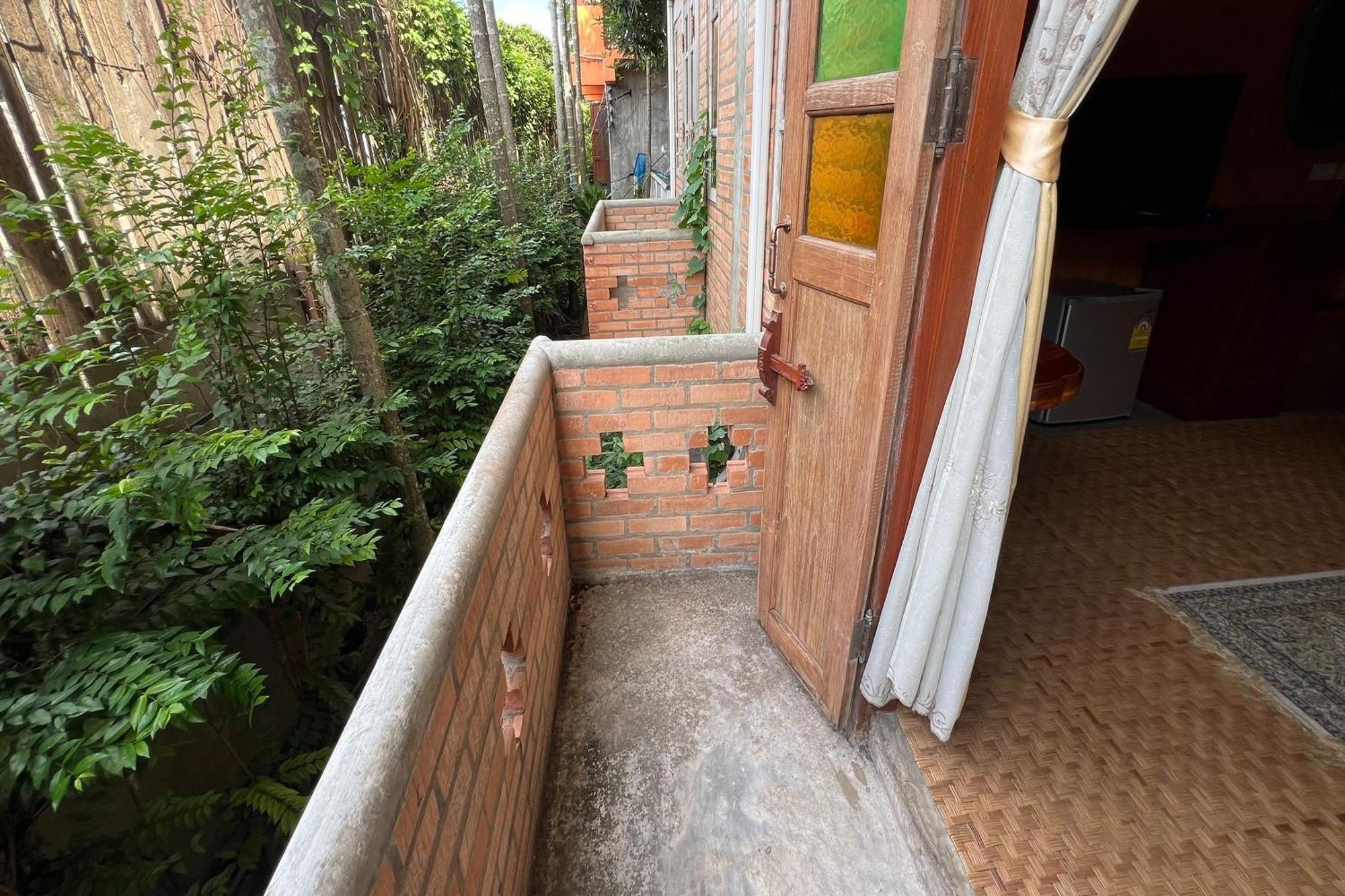 Amethyst Hotel Chiang Mai Exterior photo