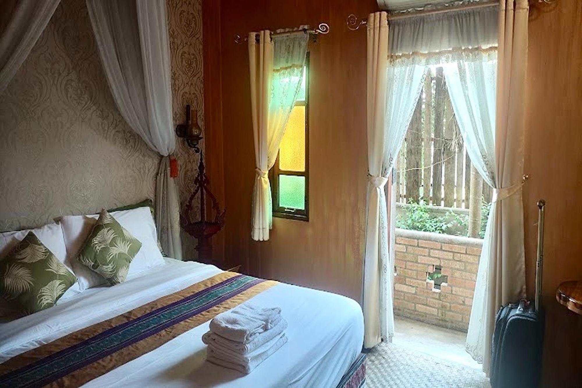 Amethyst Hotel Chiang Mai Exterior photo