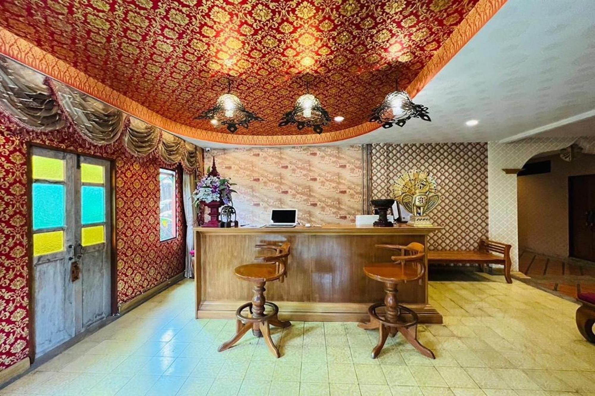 Amethyst Hotel Chiang Mai Exterior photo