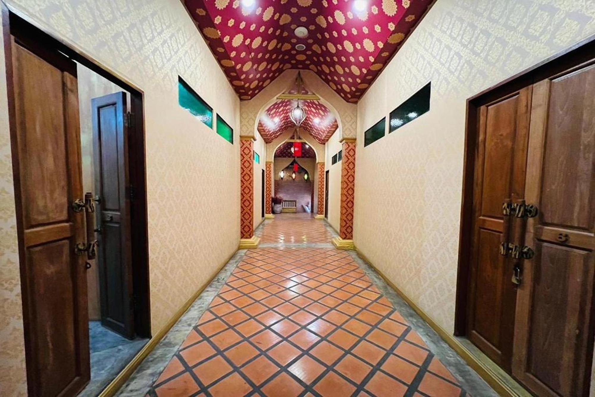 Amethyst Hotel Chiang Mai Exterior photo